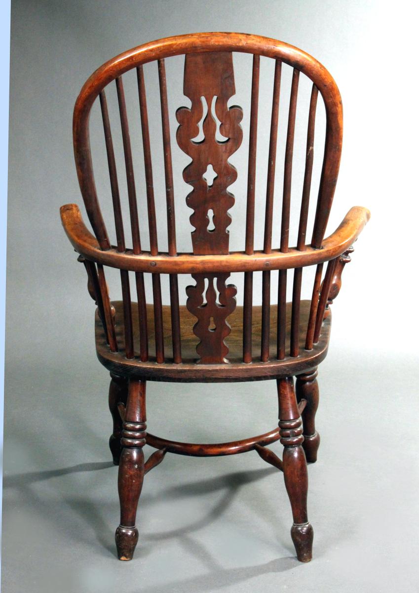 Yew Wood Windsor Chair