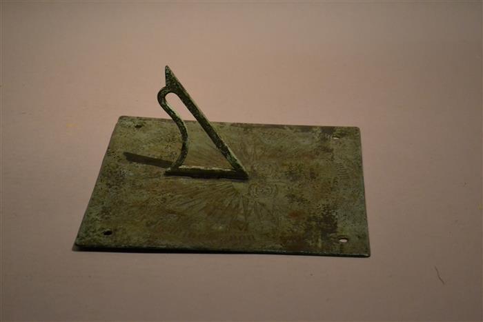 early 18th century bronze sundial