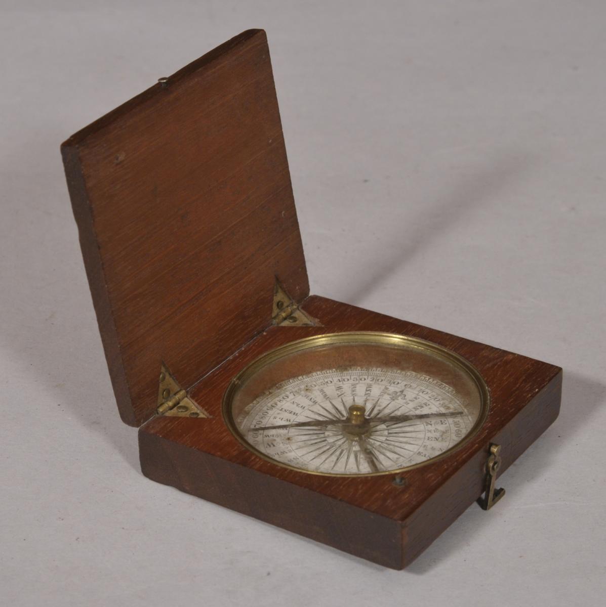 S/5403 Antique 19th Century Mahogany Cased Travelling or Explorer's Compass
