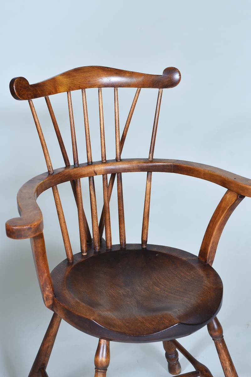 19th century beech windsor chair