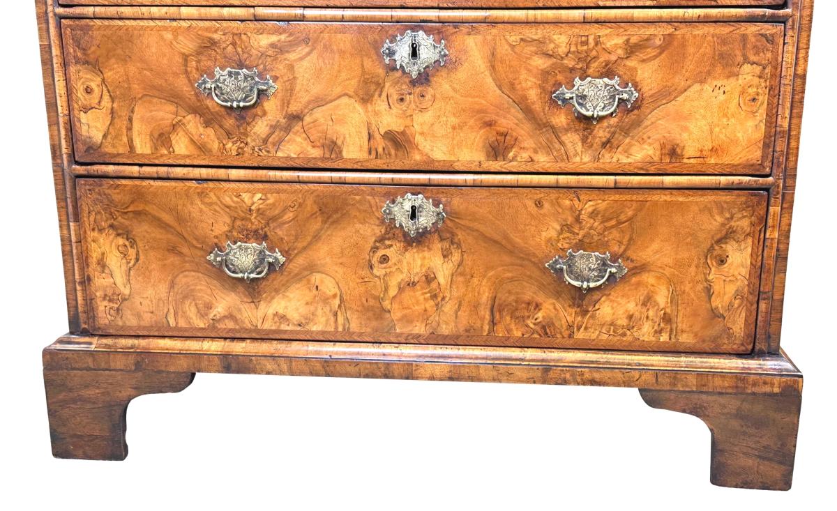 18th Century Walnut Chest Of Drawers