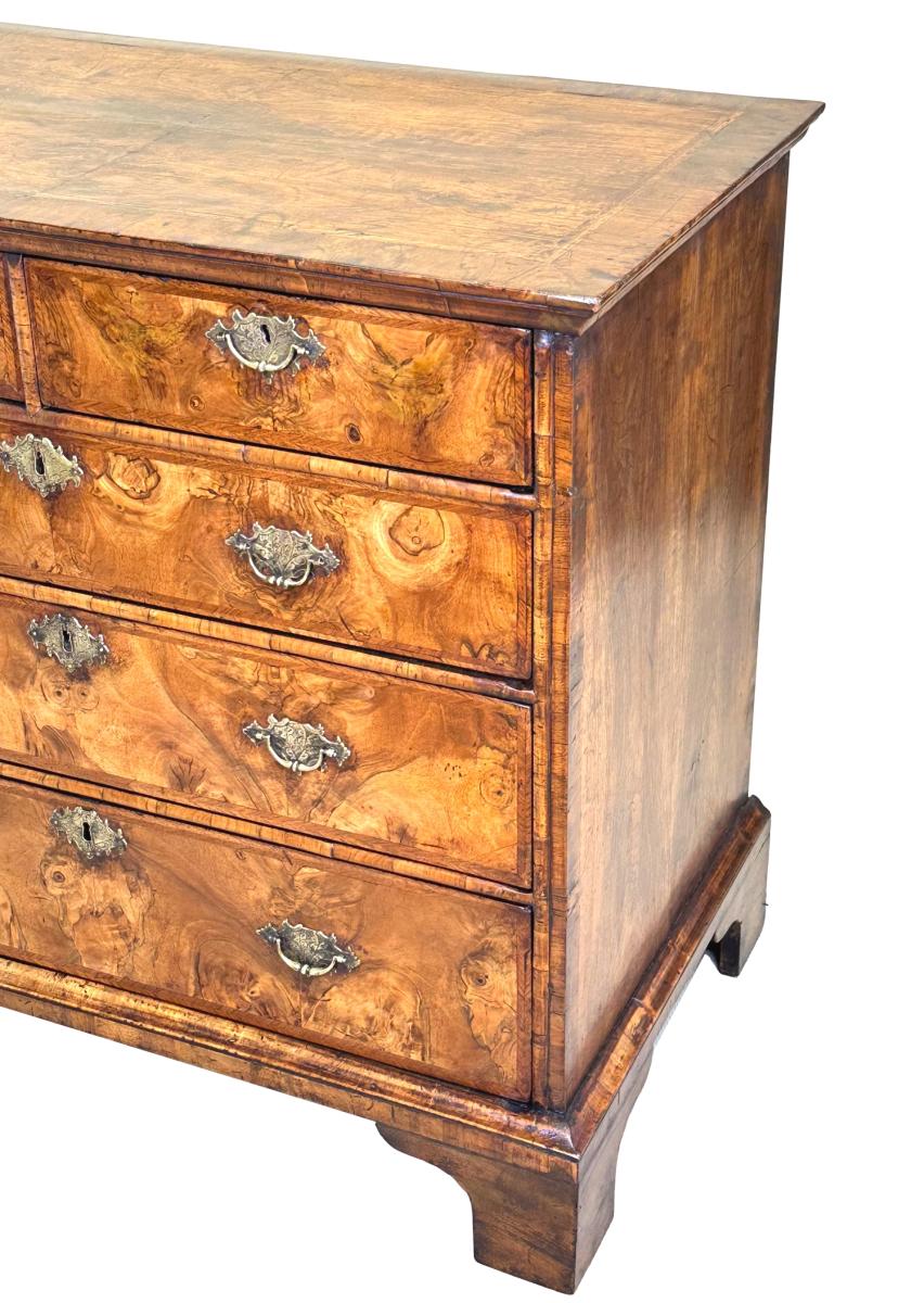 18th Century Walnut Chest Of Drawers