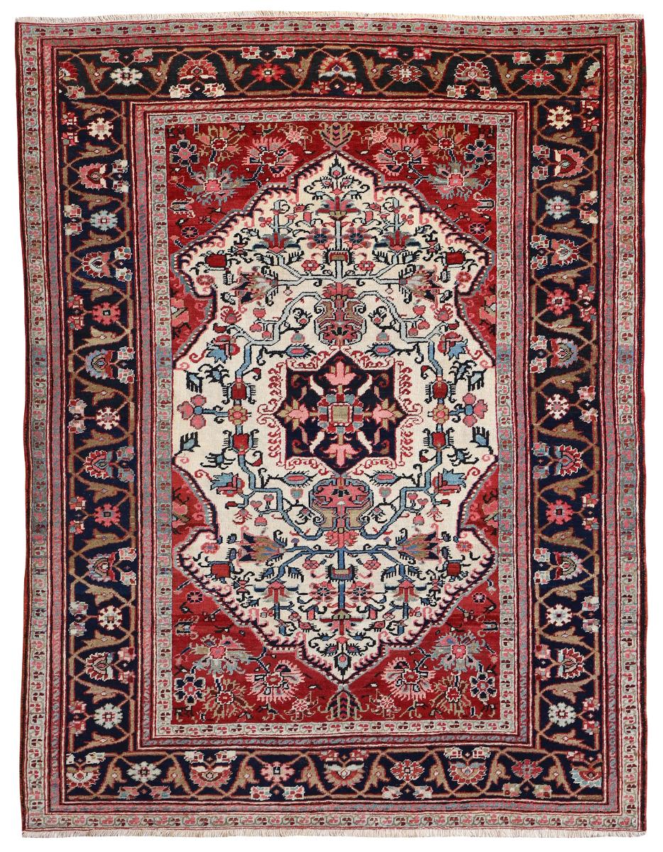 Serapi rug