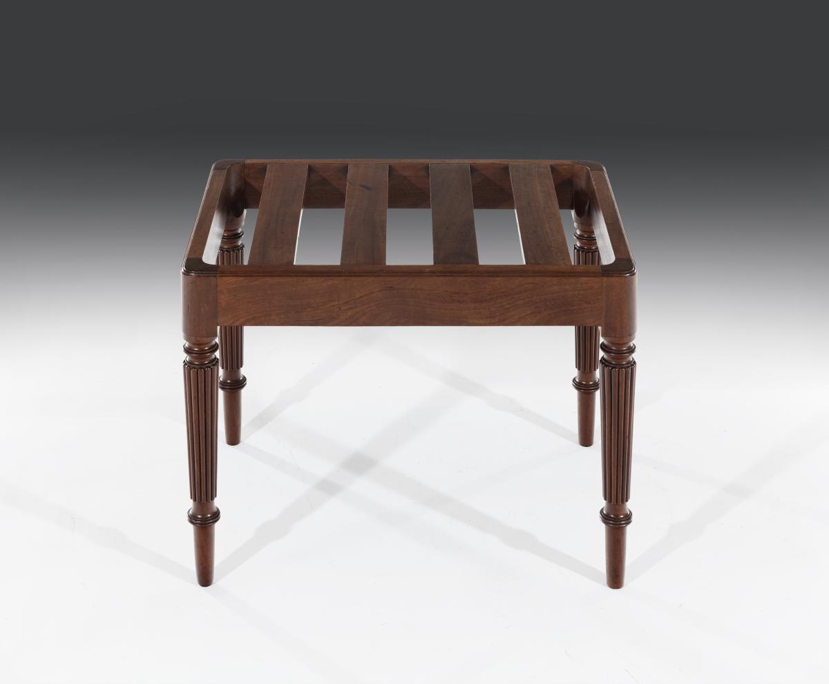 Regency Mahogany Luggage Stand