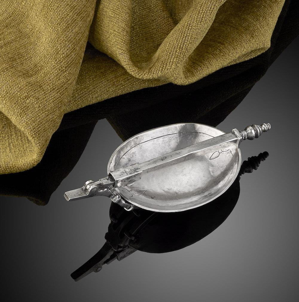 Silver folding Spoon / Fork travelling set; circa 1580