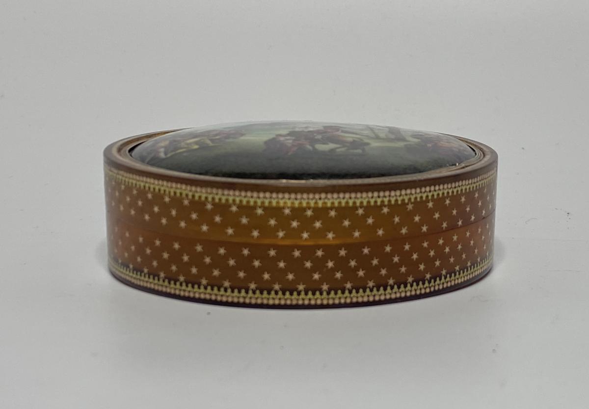 French gold pique enamel and horn box, William Tell, circa 1790