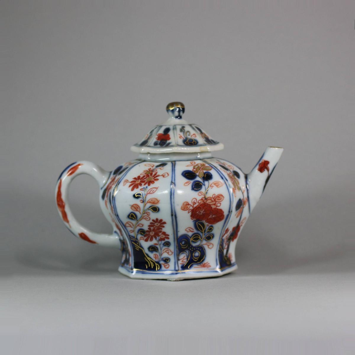 Alternative angle of 18th century Imari teapot