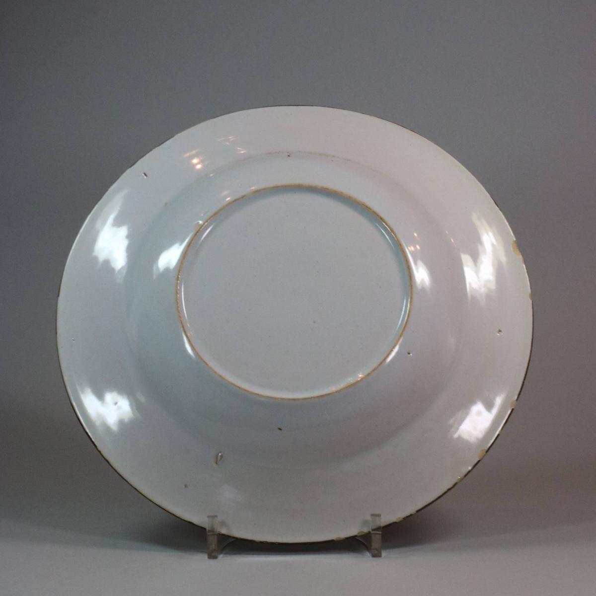 Reverse of Faenza soup plate