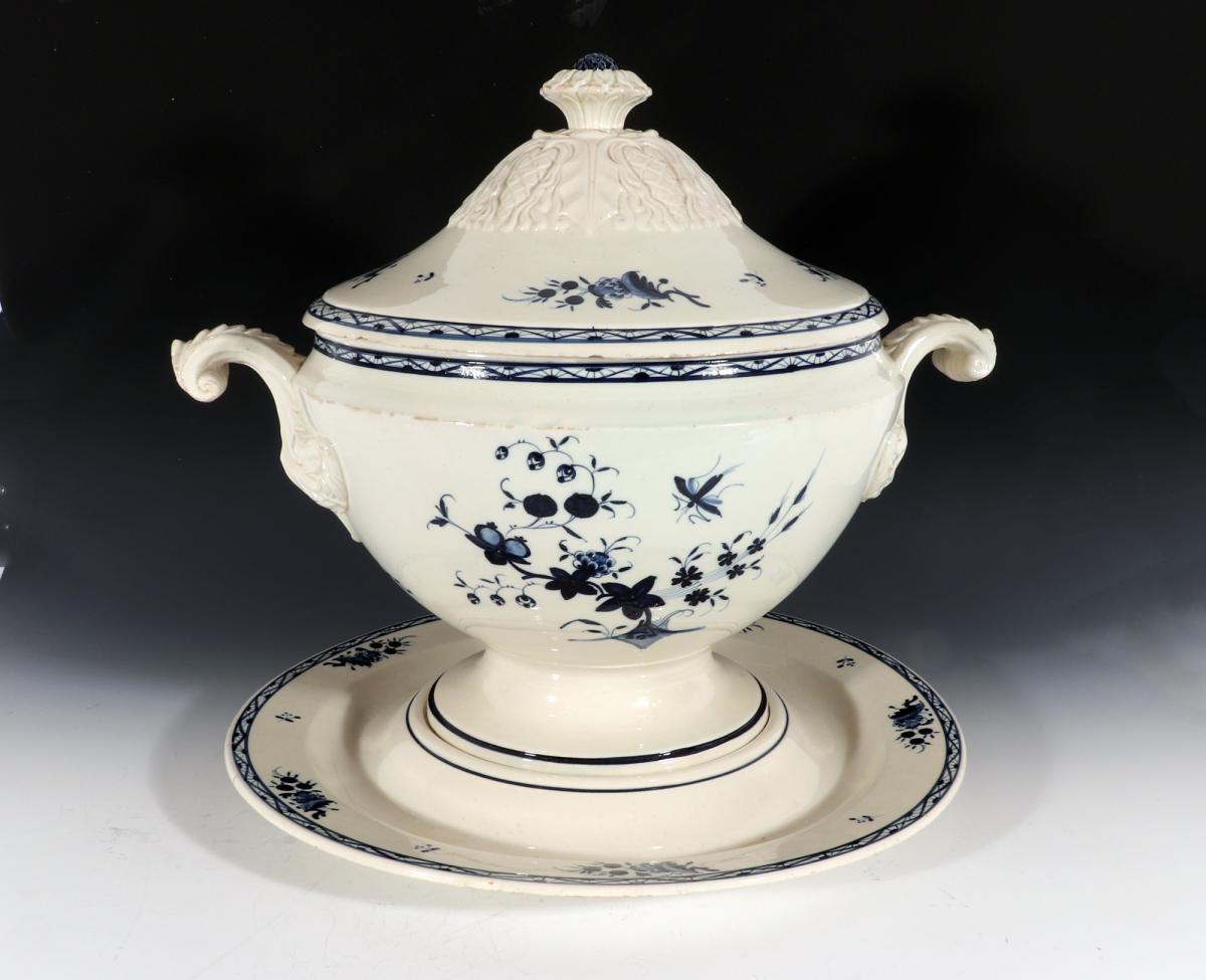 Continental Pottery Large Soup Tureen, Cover & Stand, Nimy Factory, Belgium, Early 19th Century.