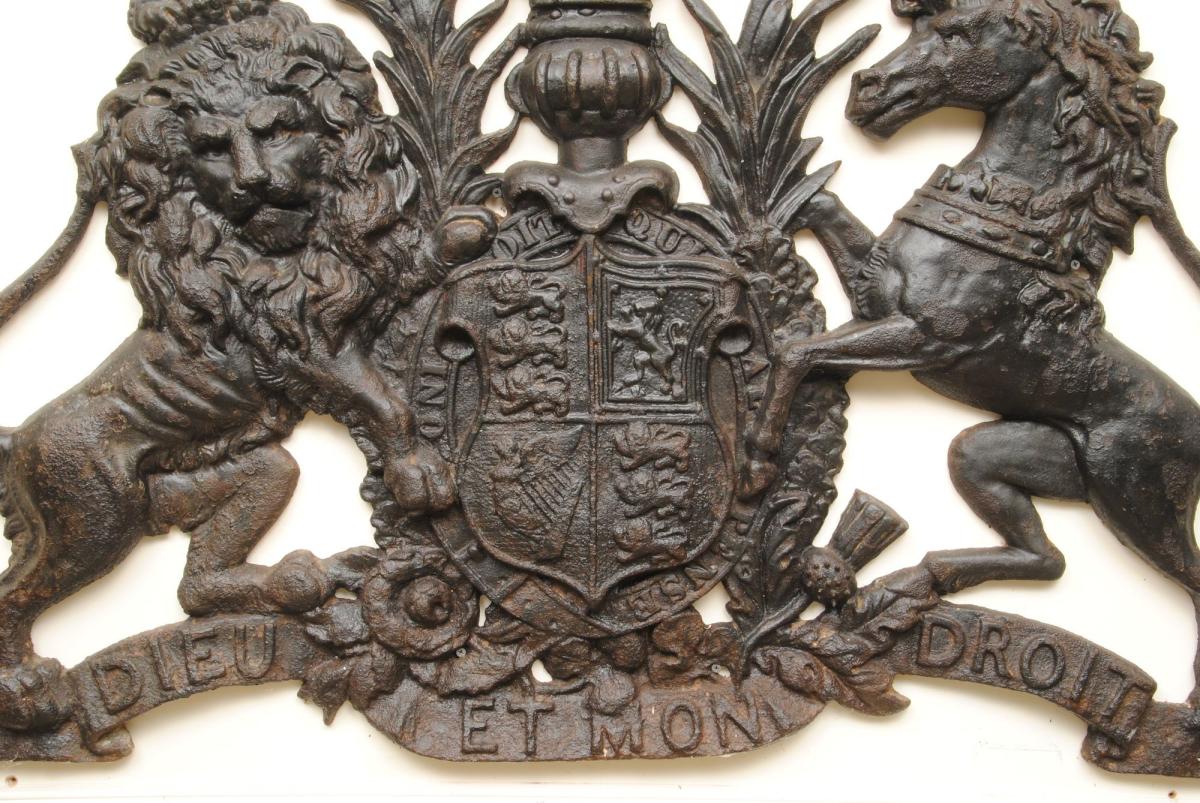 A Well Cast Victorian English Coat of Arms