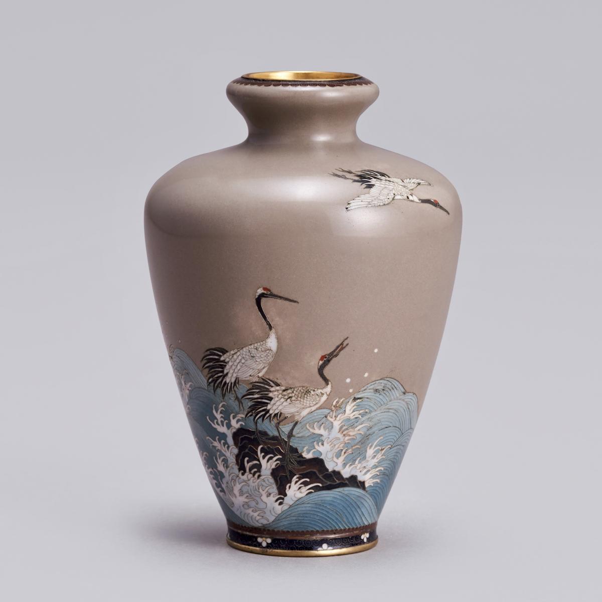 Japanese cloisonné enamel vase decorate with Manchurian cranes by Hayashi Chuzo, Meiji Period