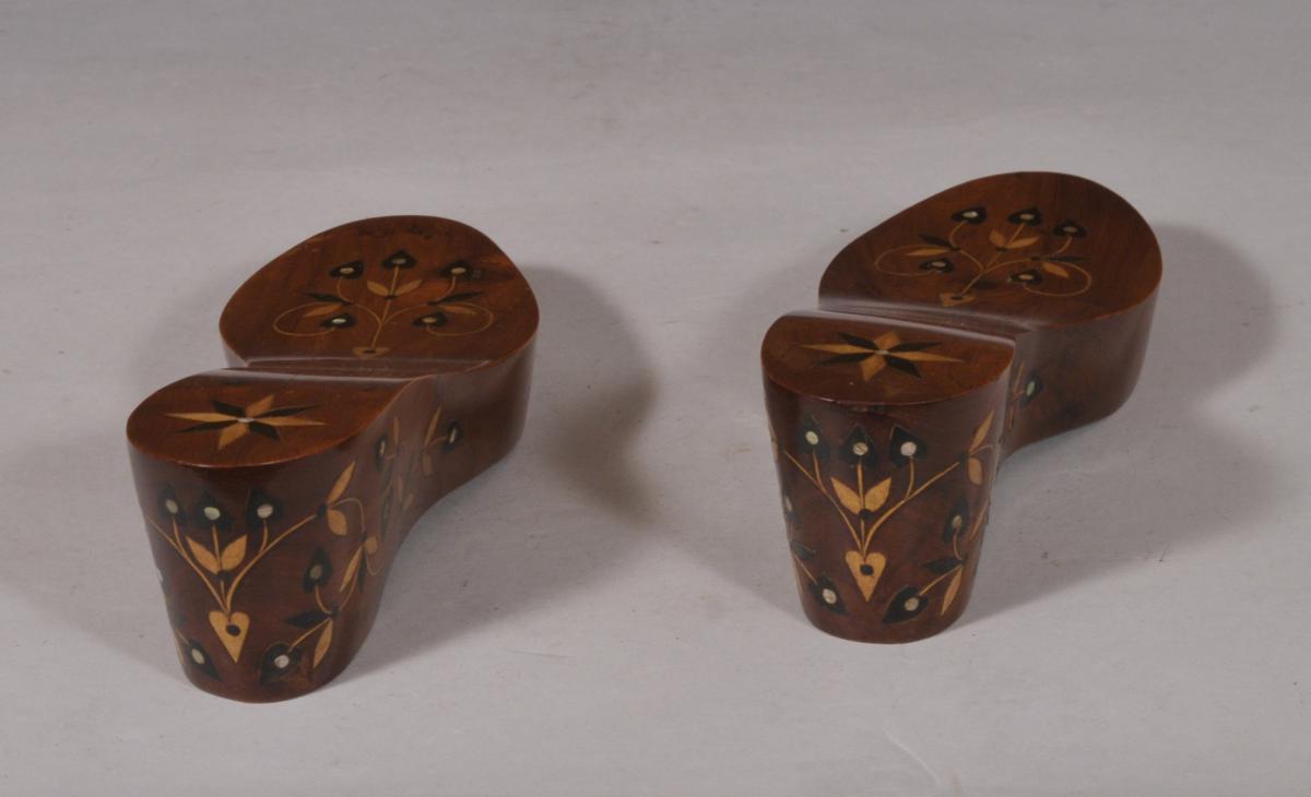S/5604 Antique Early 20th Century Pair of French Inlaid Yew Wood Shoe Trees