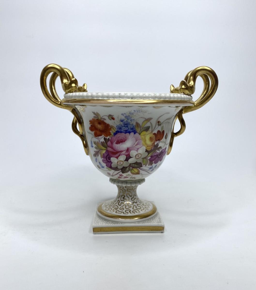 Pair FBB Worcester porcelain urns, circa 1815