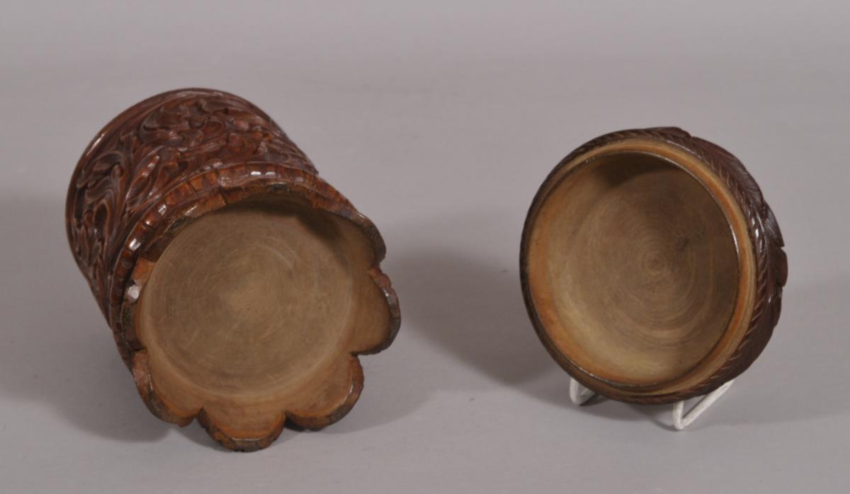 S/5612 Antique Treen 19th Century Carved Birch Wood Spice Jar