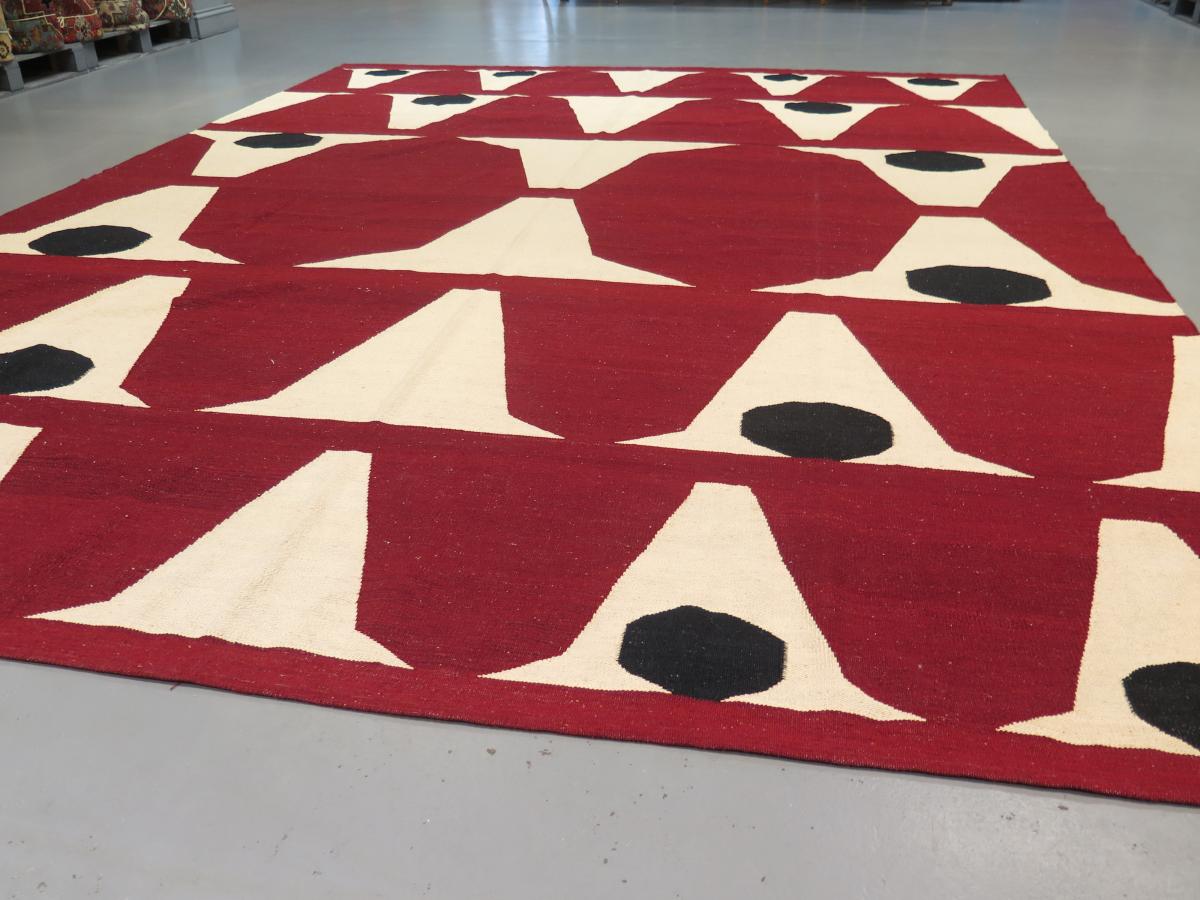 Striking Contemporary Arts and Crafts Design Flatweave Rug