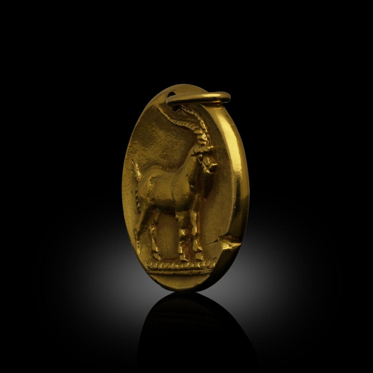 Van Cleef & Arpels Iconic 18ct Gold Capricorn Pendant From The Zodiac Collection