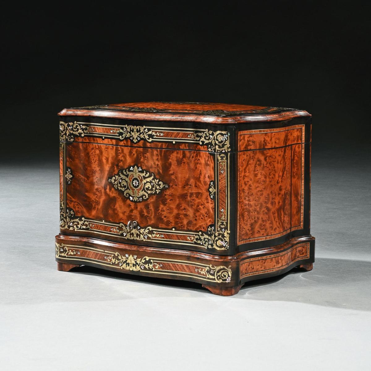 French Thuya And Brass Inlaid Serpentine Cave A Liqueur Or Tantalus Box 19th Century