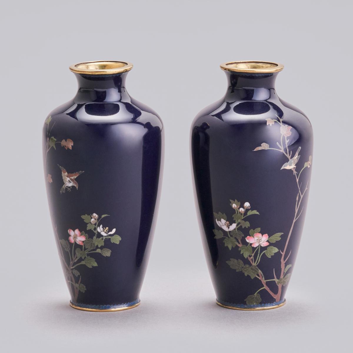 Japanese pair of cloisonné enamel vases signed Ito Soemon, Meiji Period