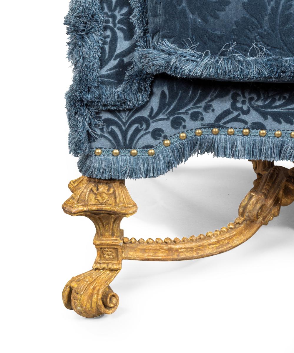 William III Baroque Carved Giltwood Settee