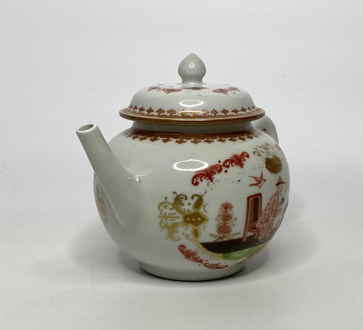 Chinese porcelain teapot, Meissen style, circa 1750, Qianlong Period