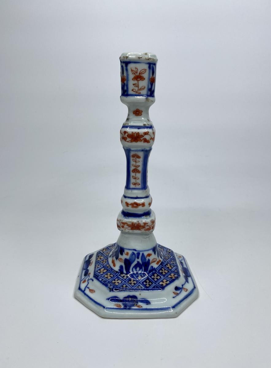 Pair Chinese Imari porcelain candlesticks, circa 1720, Kangxi Period