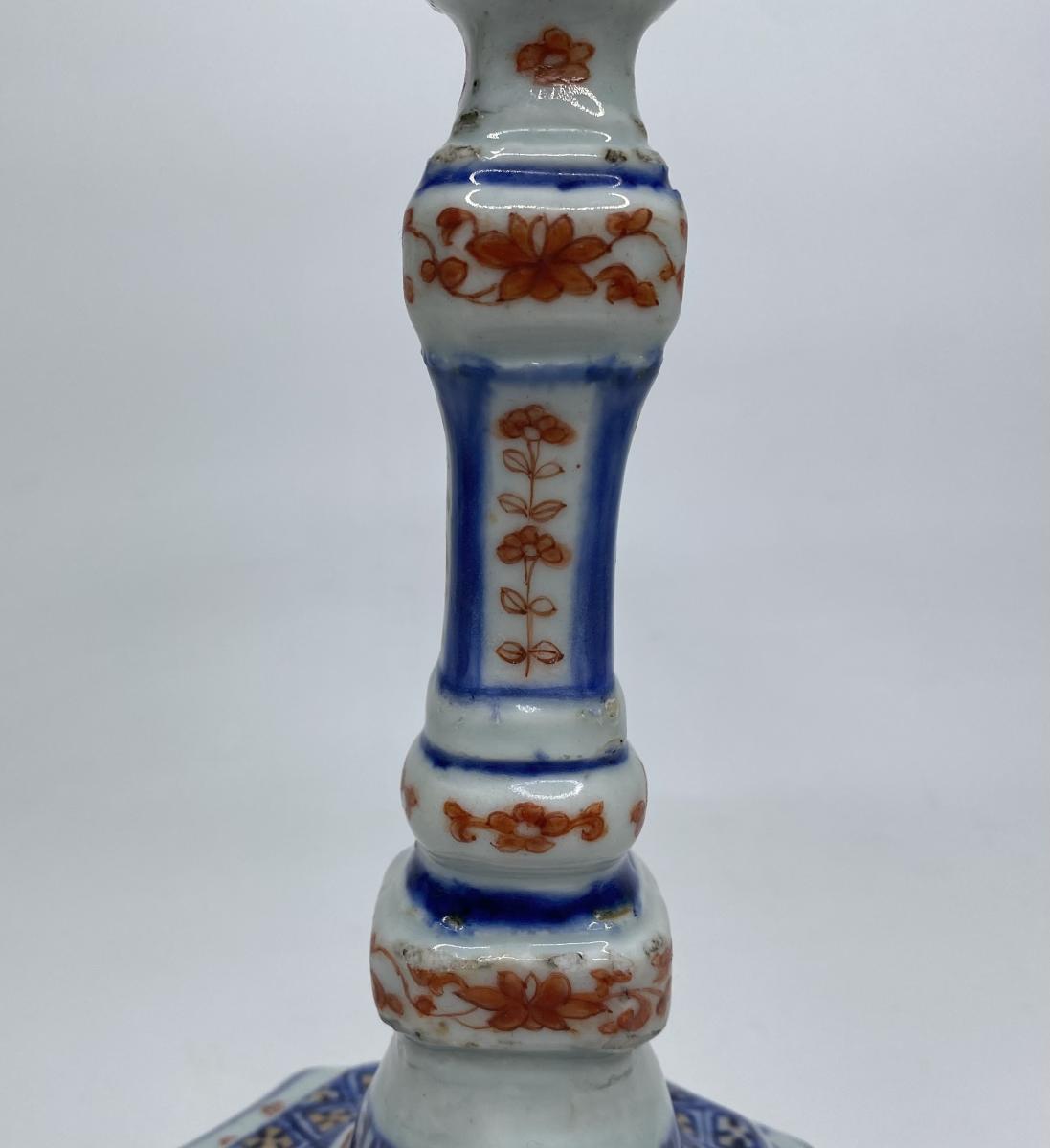 Pair Chinese Imari porcelain candlesticks, circa 1720, Kangxi Period