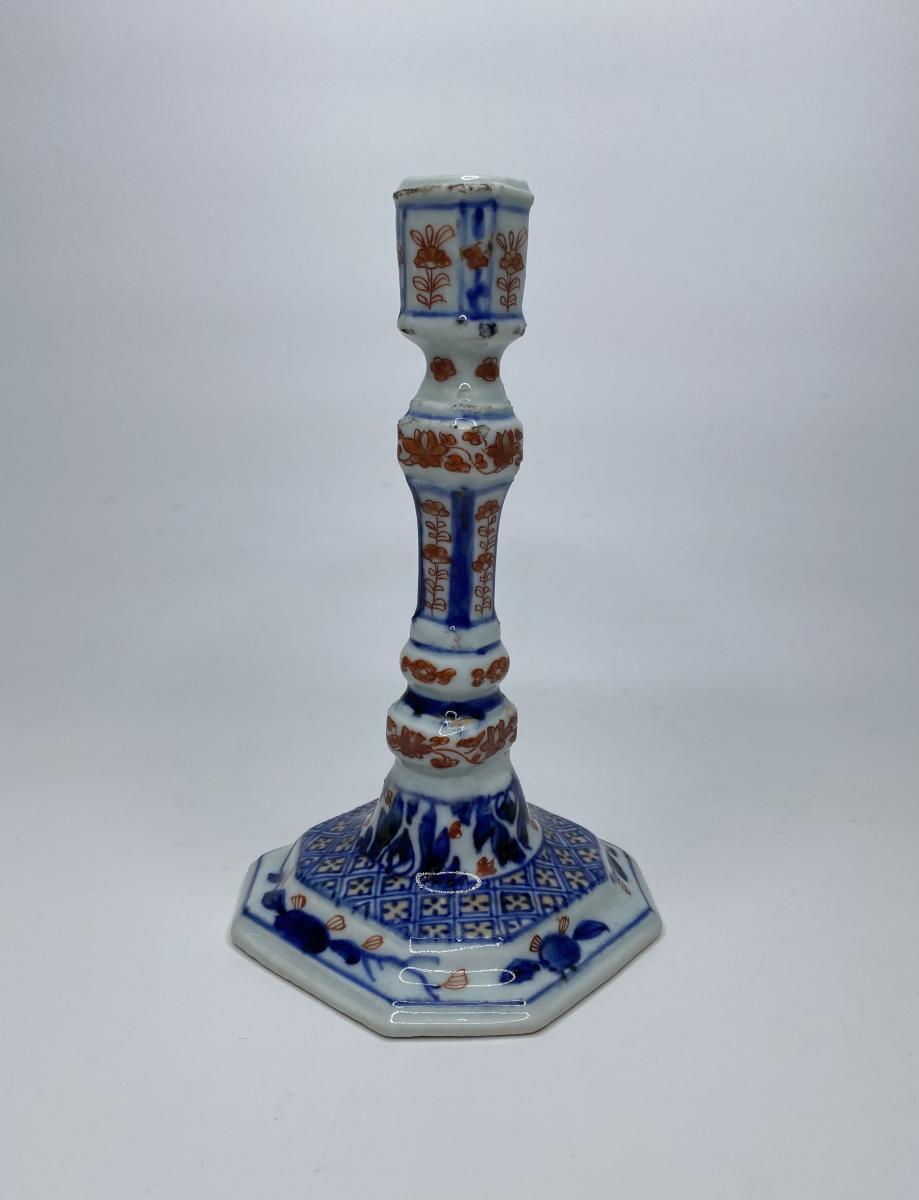 Pair Chinese Imari porcelain candlesticks, circa 1720, Kangxi Period