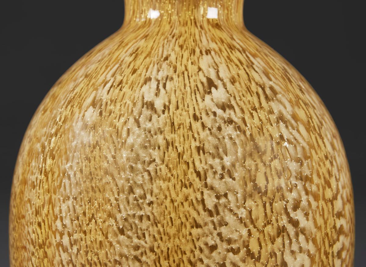 An Exceptional Gold Murano Glass Vase of Large Scale