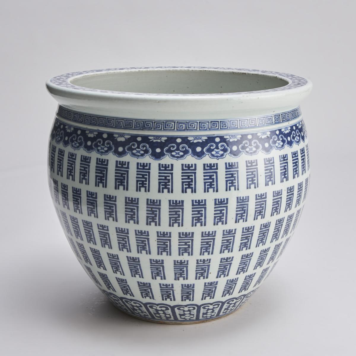Chinese Nineteenth Century blue and white porcelain jardiniere