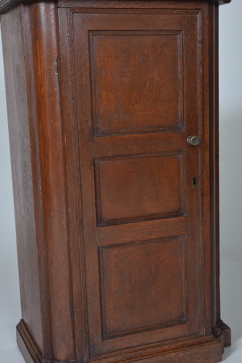 Early 19th century estate made cupboard