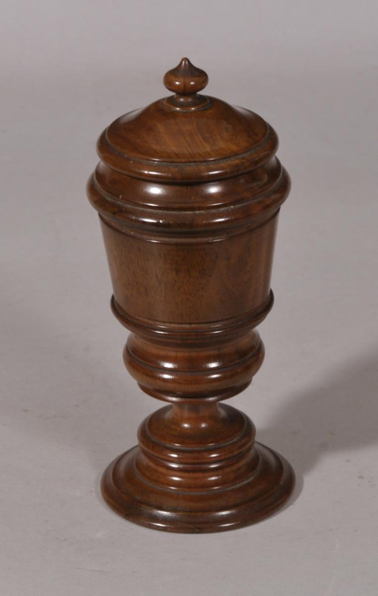 S/5781 Antique Treen Late Victorian Walnut Lidded Urn