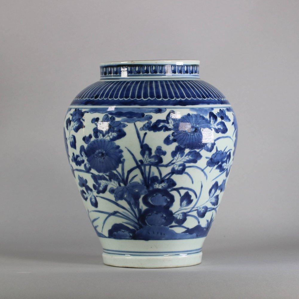 Japanese Arita jar, 17th century