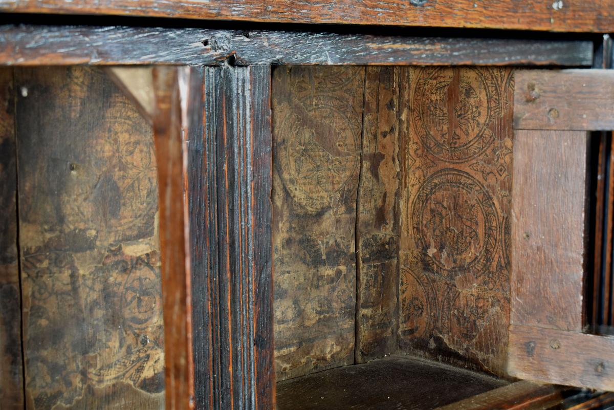 Rare oak hanging wall cupboard, circa 1680