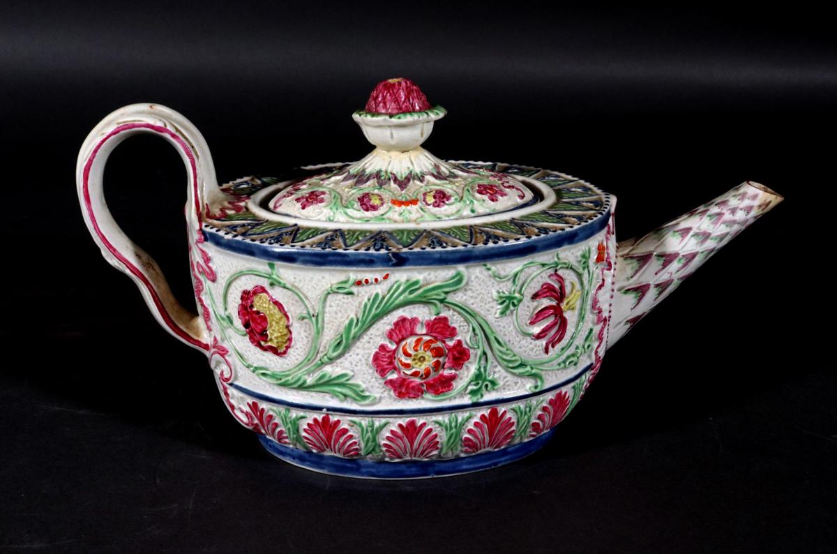 Outstanding Molded Painted Botanical Pearlware Teapot & Cover, Possibly Robert Wilson, Circa 1795