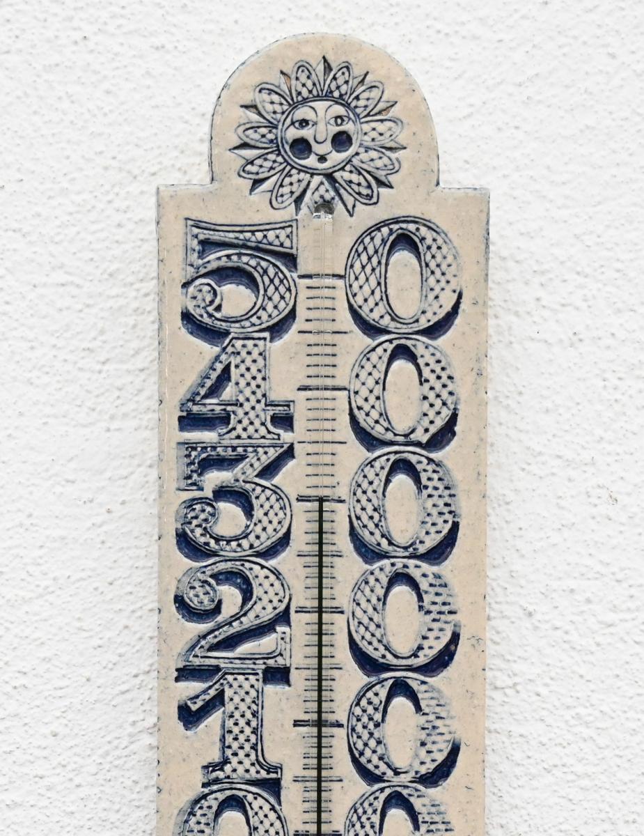 Roger Capron ceramic thermometer