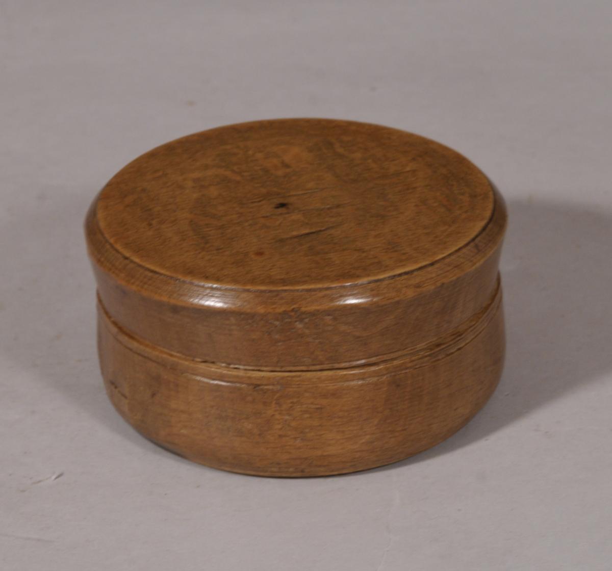 S/5879 Antique Treen 19th Century Swedish Circular Beech Butter Box