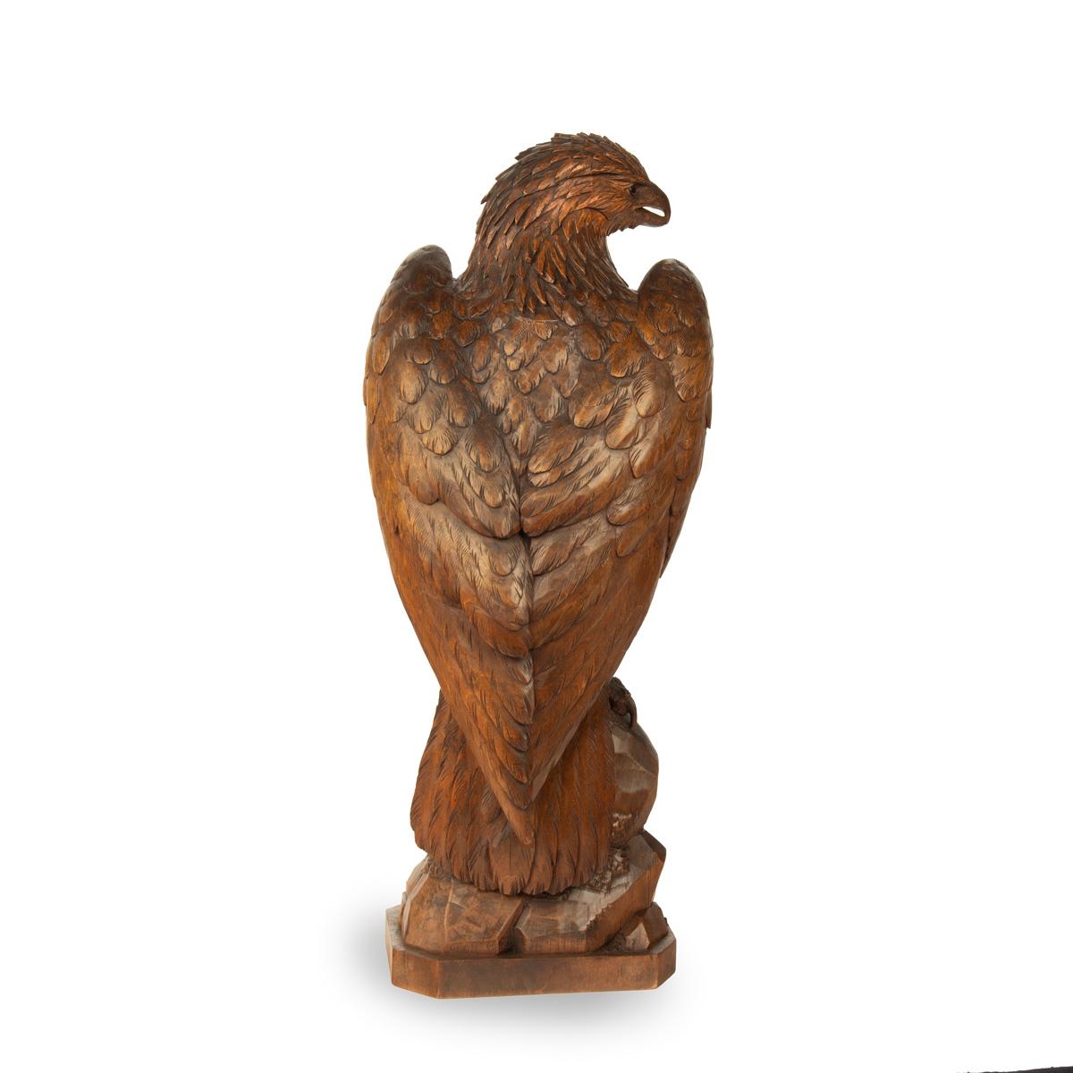 Black Forest linden wooden carving of an eagle