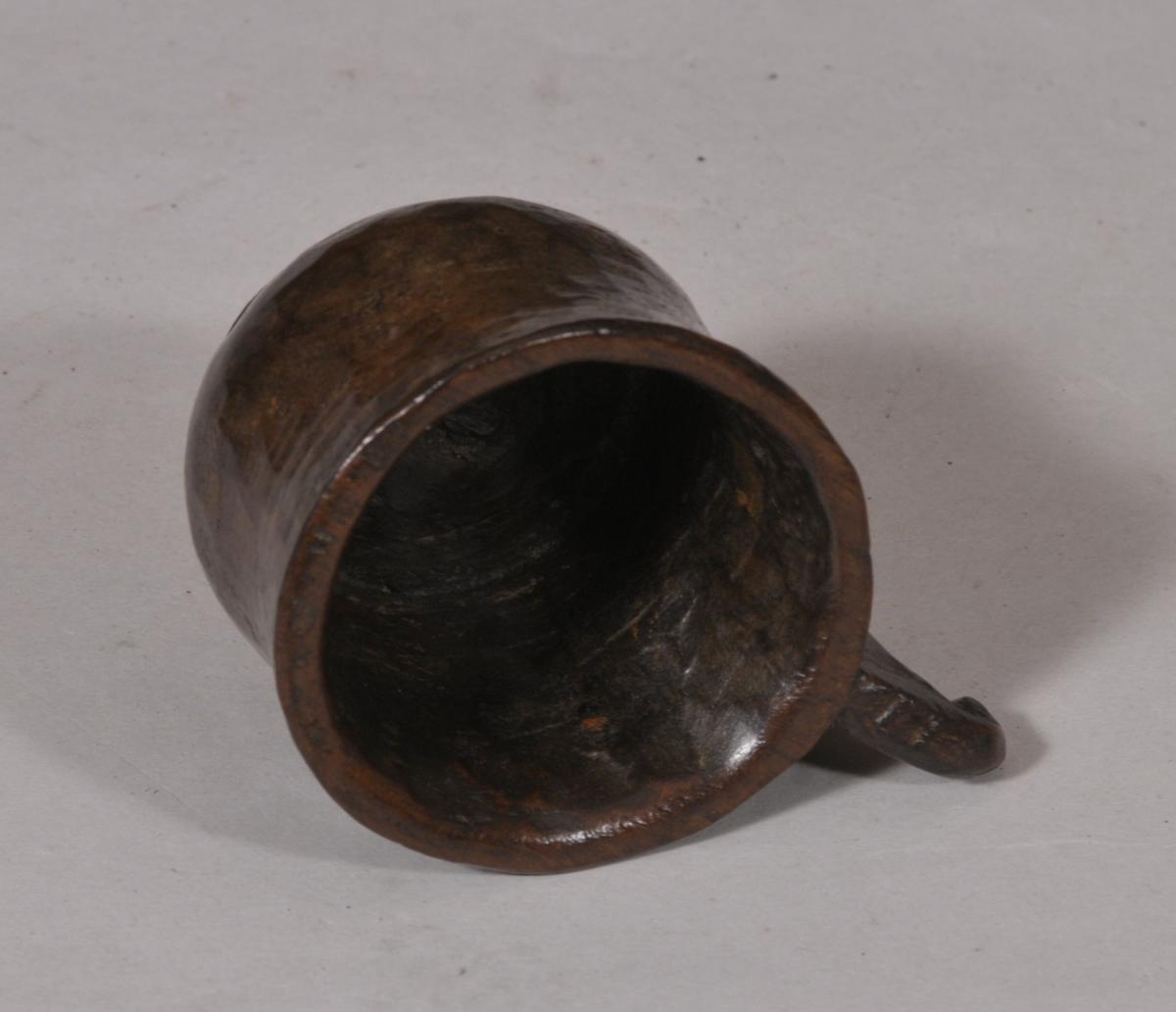 S/5921 Antique Treen Scandinavian Small Carved Dipper Cup