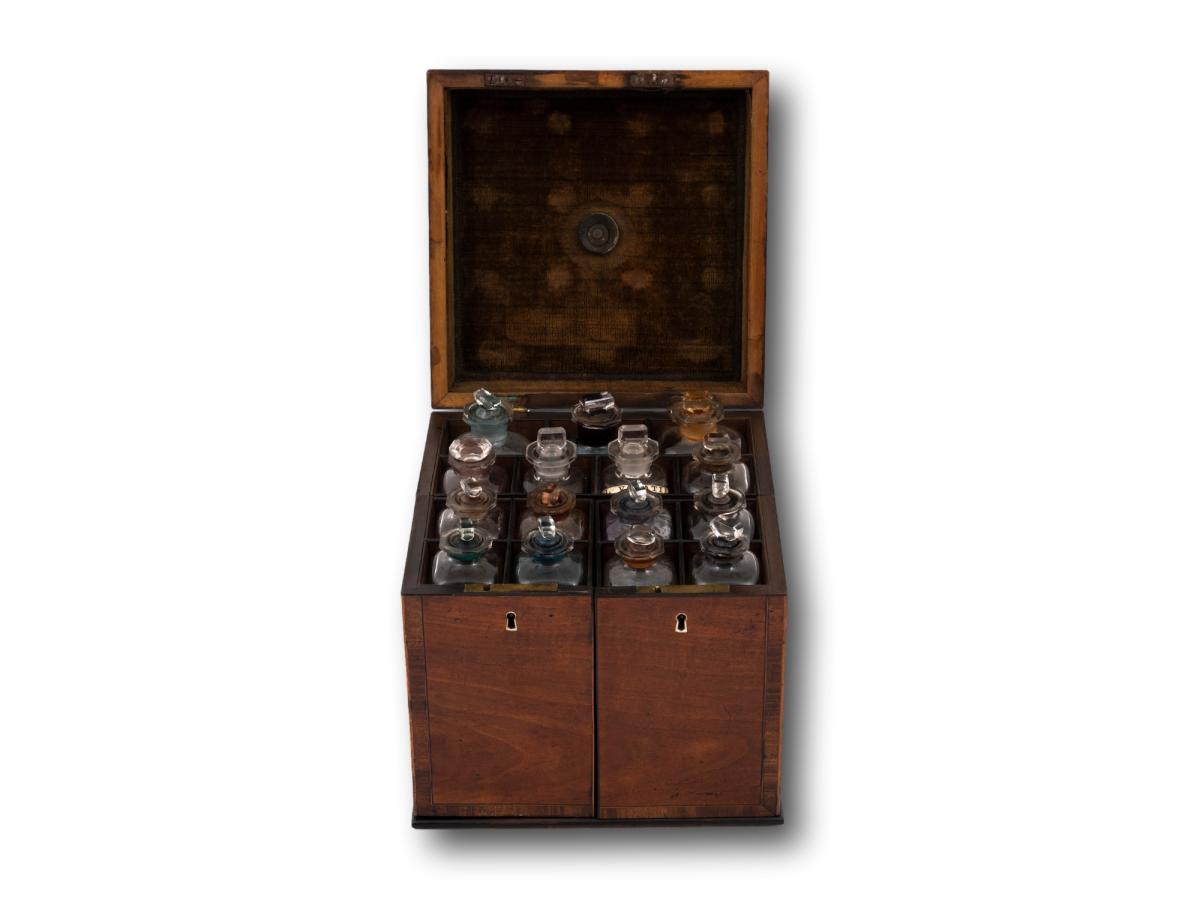 Overview of the Apothecary Box with the lid up