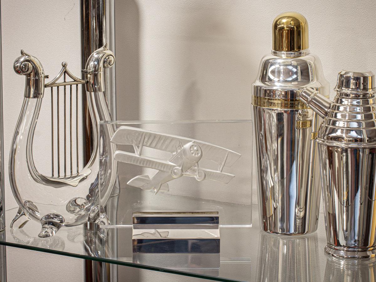 Overview of the Lalique Biplane in a decorative setting