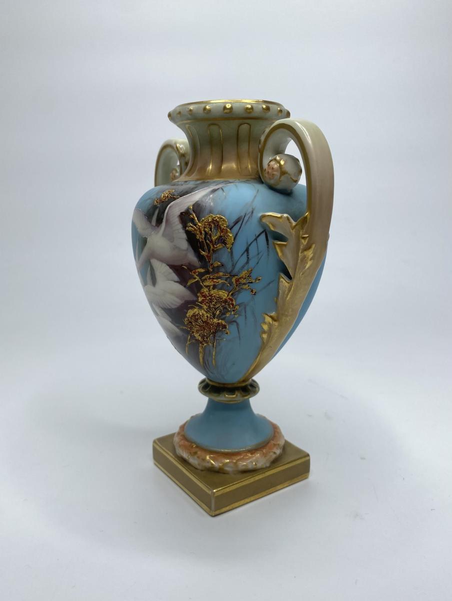 Royal Worcester vases. Swans, by Charles Baldwyn, dated 1904