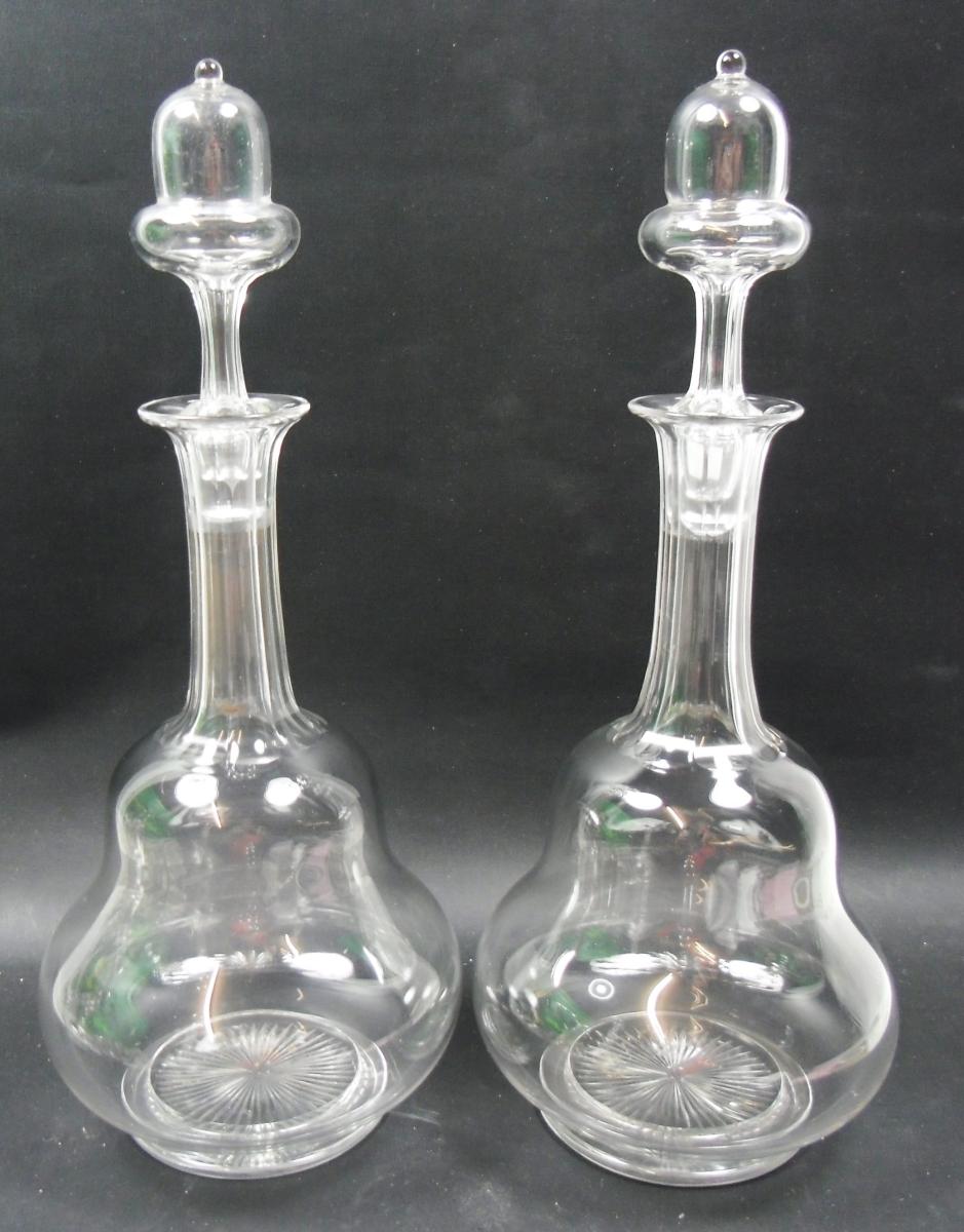 Pair of crystal Arts & Crafts glass decanters with acorn stoppers James Powell, Whitefriars Glass, London circa 1890