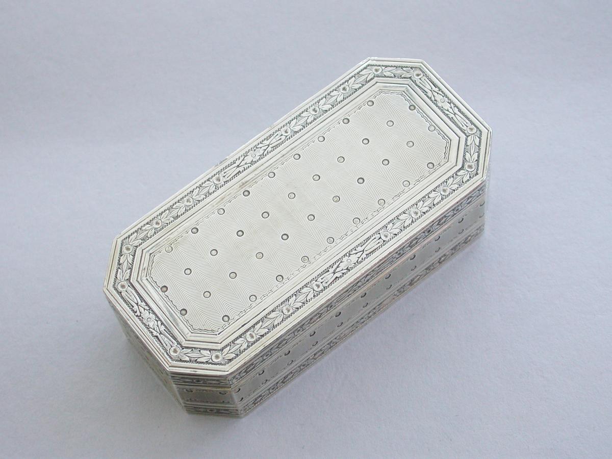 George V Silver Presentation Snuff Box. The Clothworkers Company By Carrington & Co, London 1935