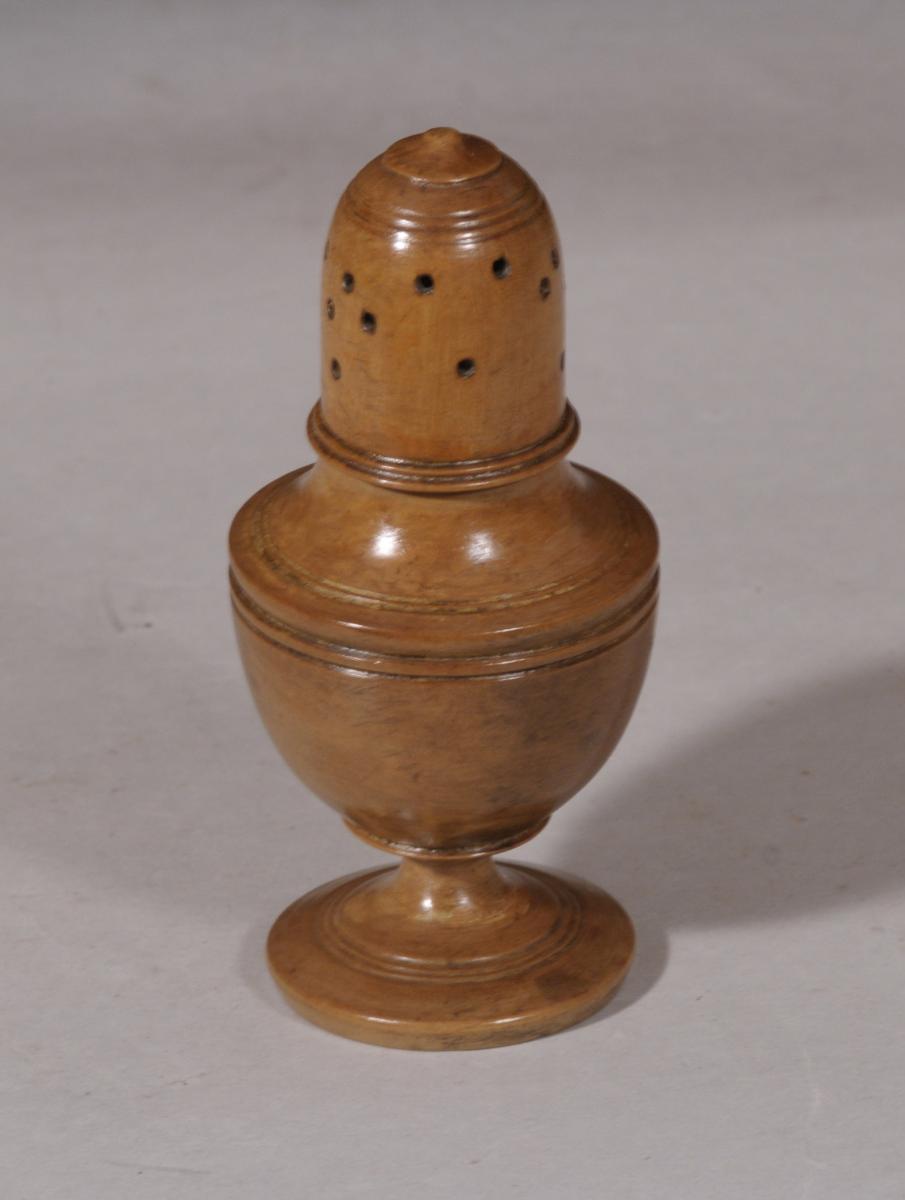 S/5944 Antique Treen Mid 19th Century Sycamore Muffineer