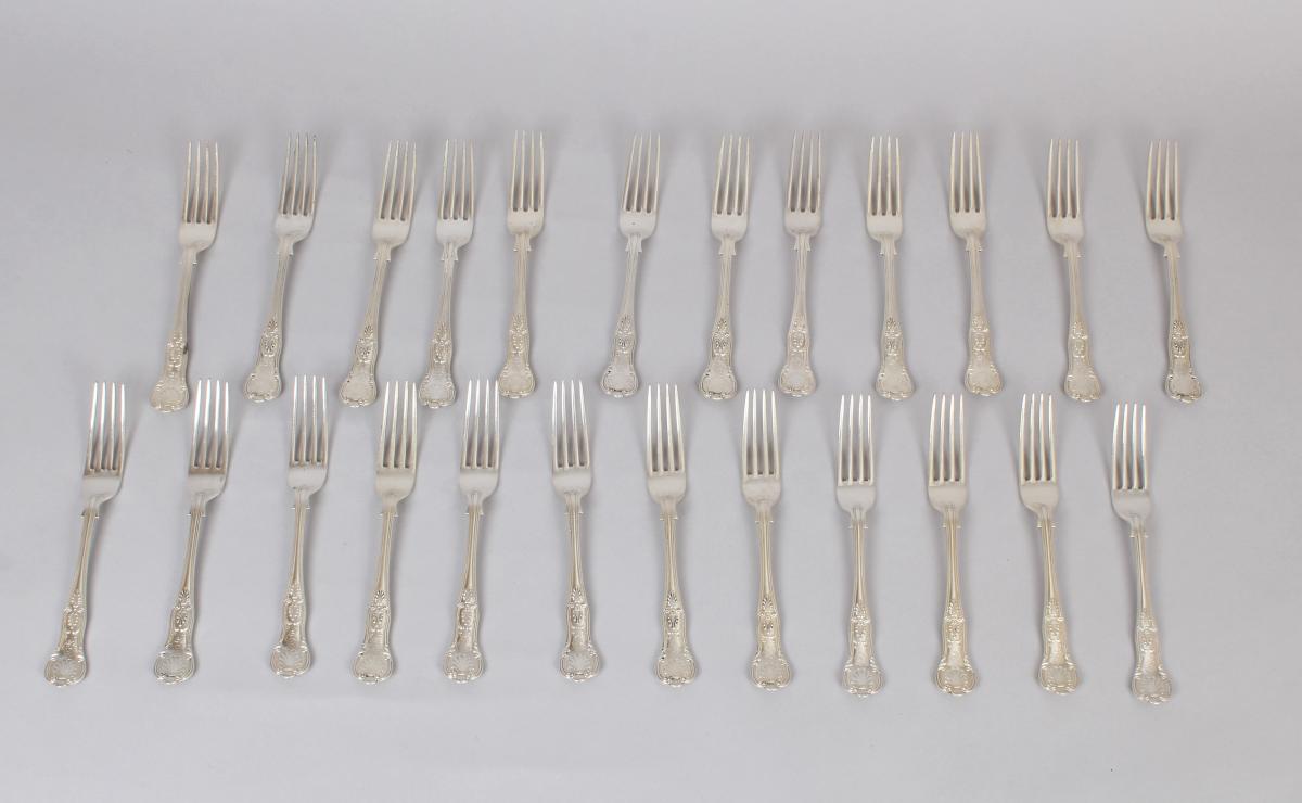 Edwardian Kings Honeysuckle pattern cutlery service