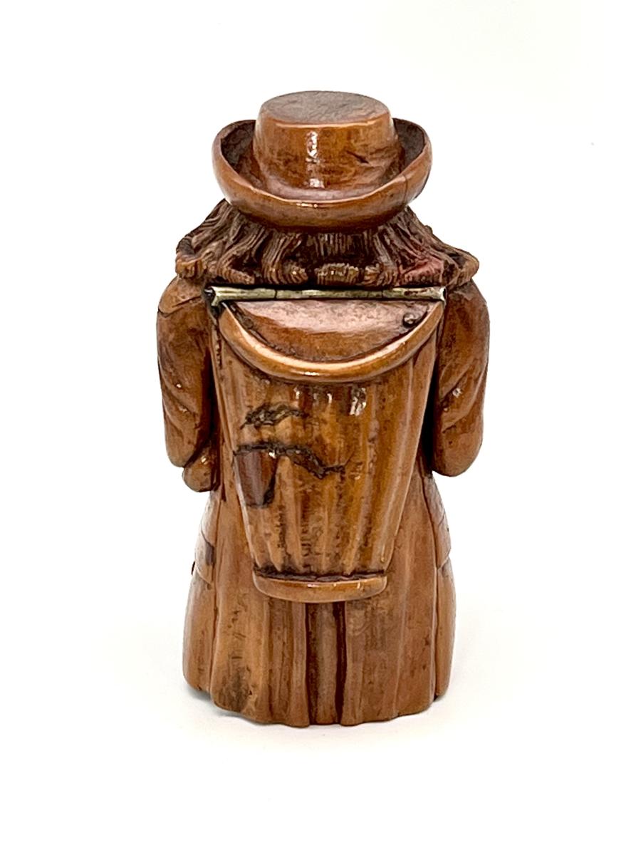 Superb seated Musette de cour musician Boxwood Snuffbox