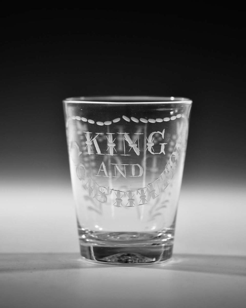 Tumbler engraved King and Constitution 1795