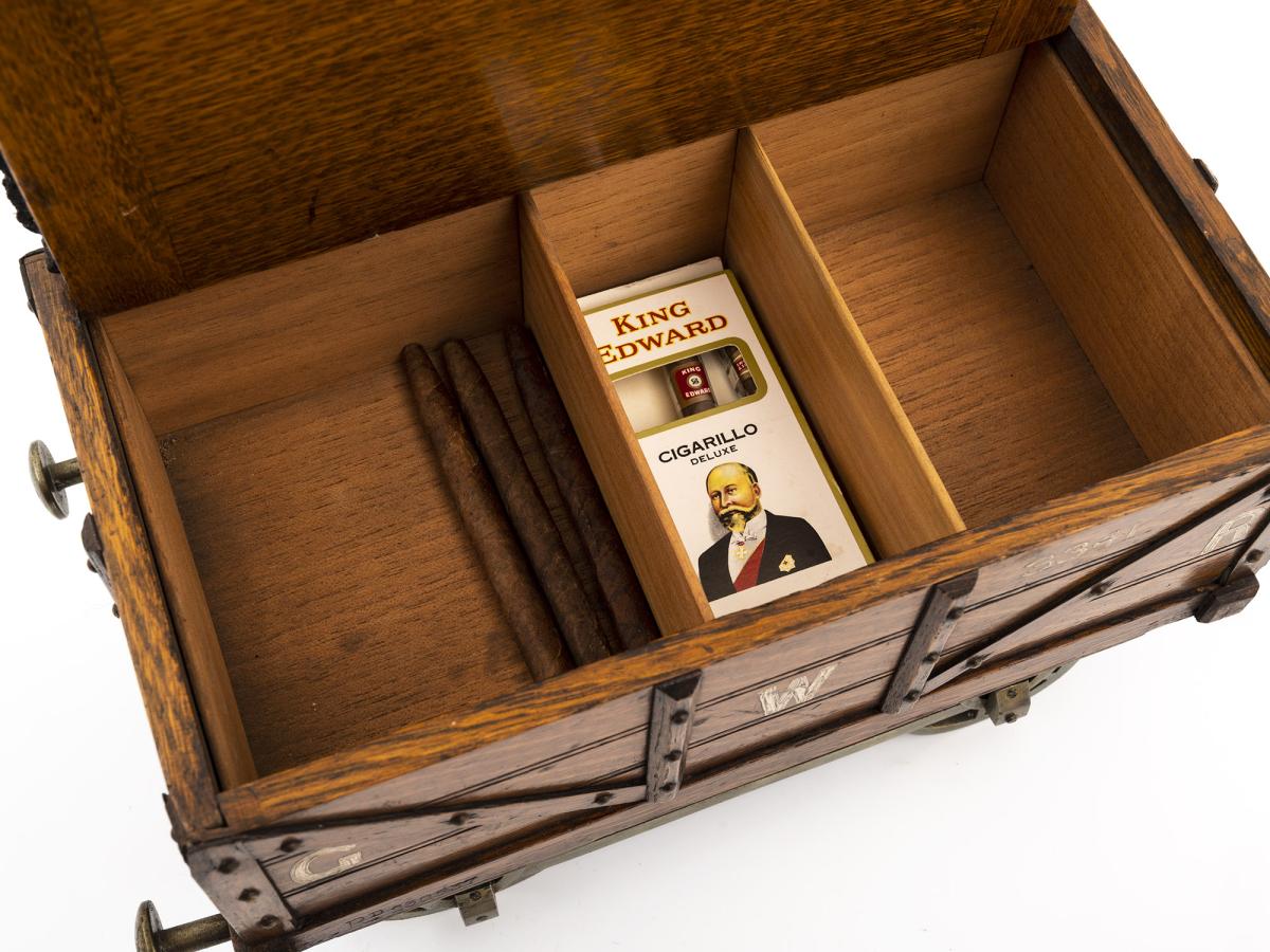 Close up of the cigar box