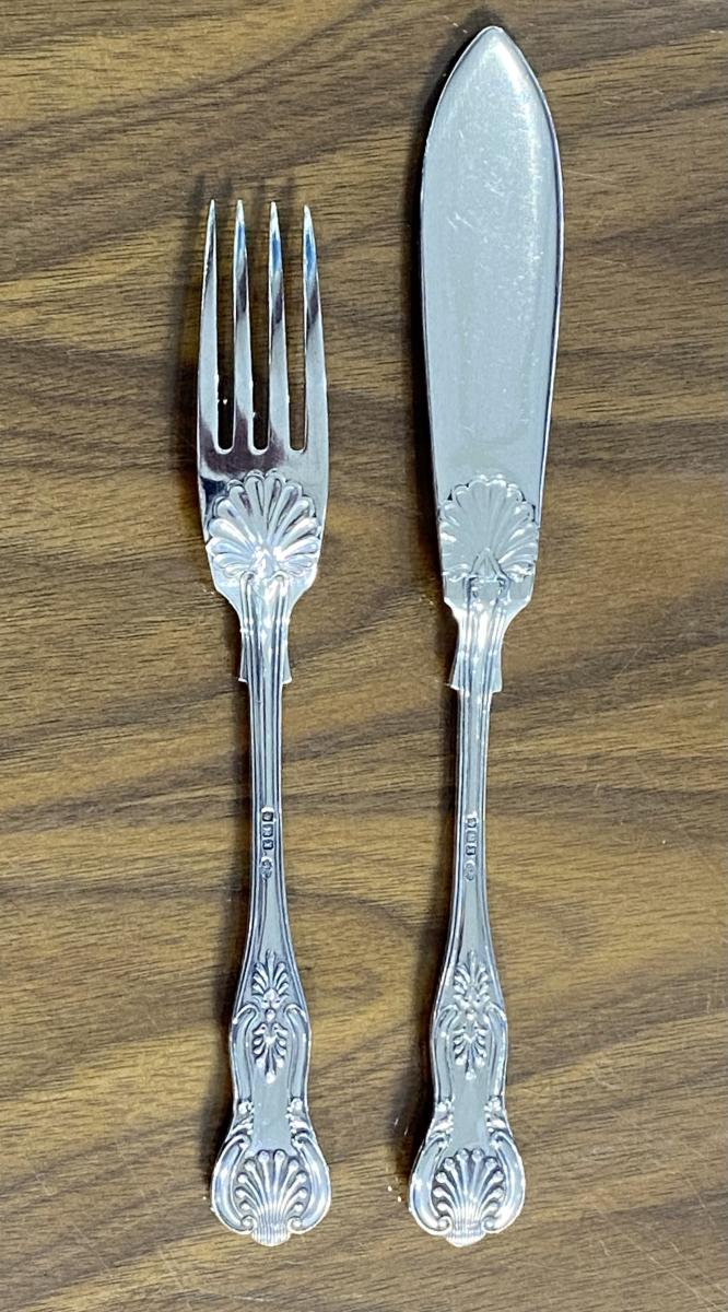 Kings pattern silver fish knives 1915