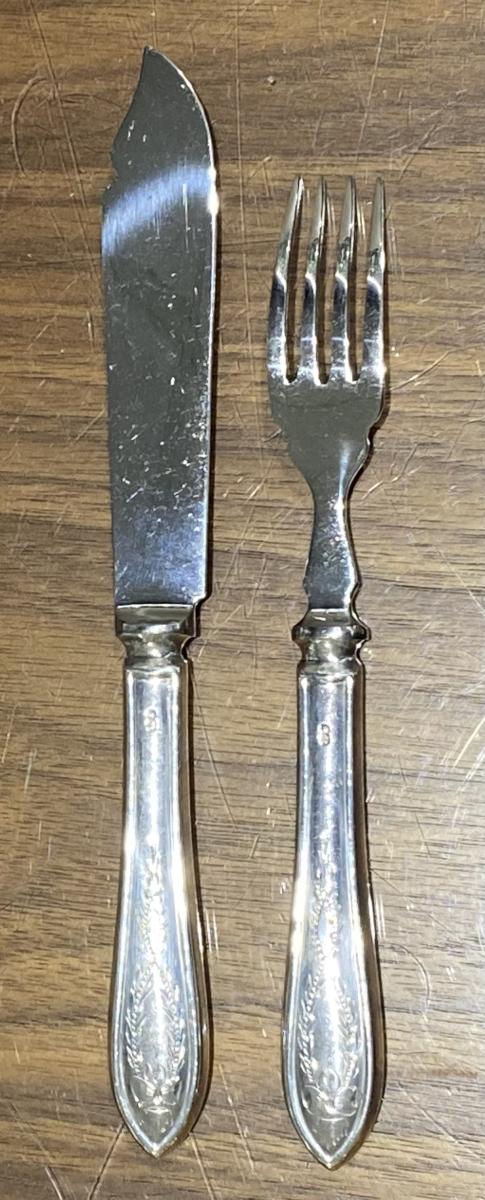 Edward Viner Sandringham Silver bright cut fish knives and  forks 1938